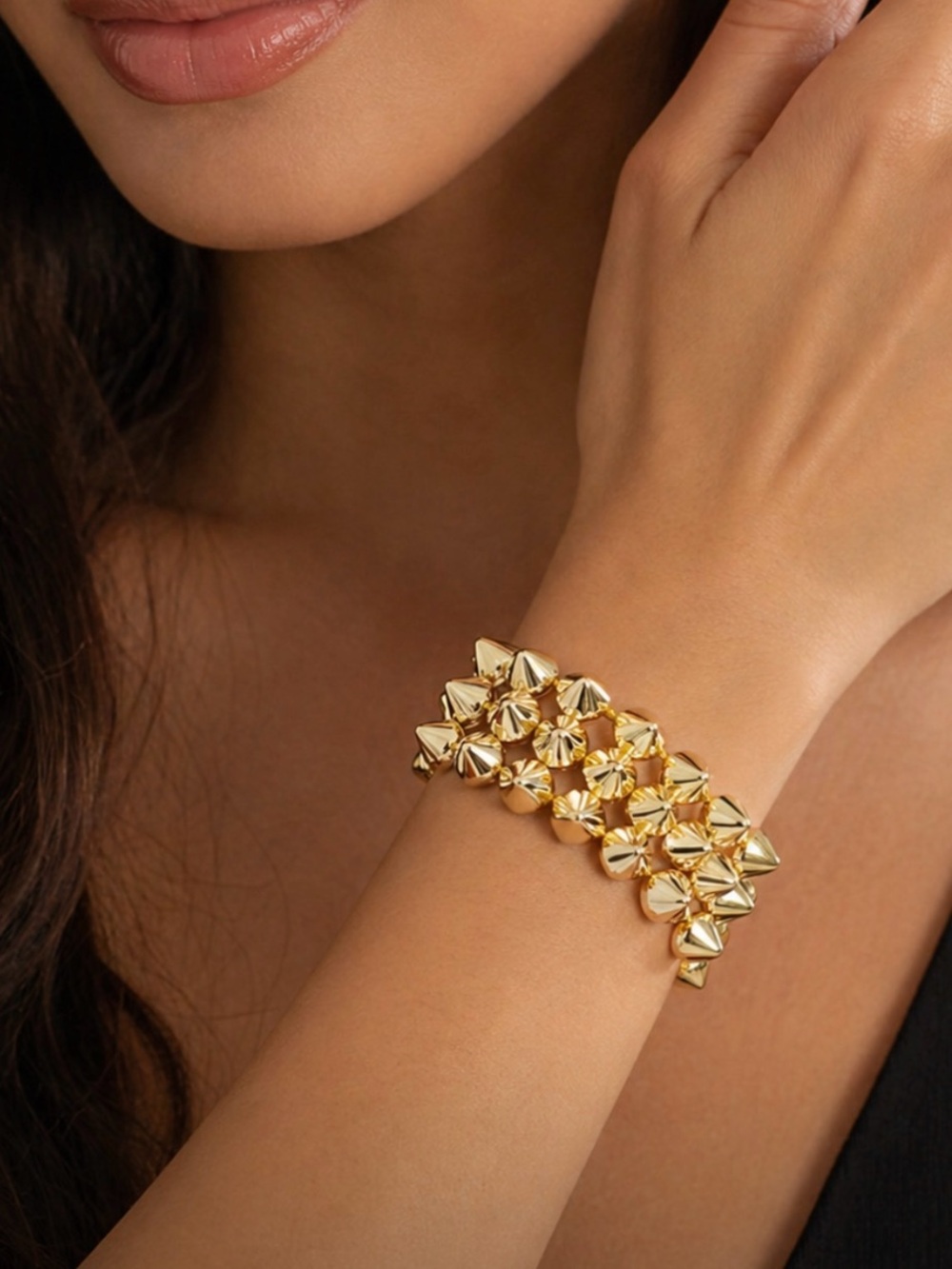Bracelet New Stretchy Gold Spike Bangle